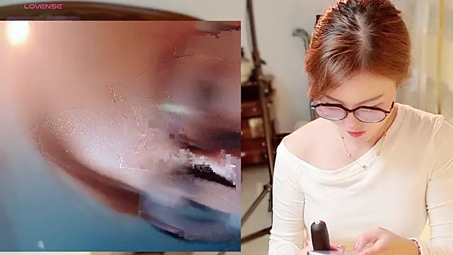 Krismil3's cam snapshot