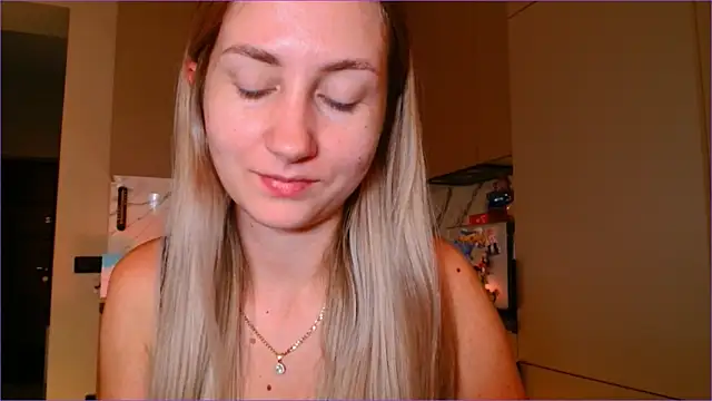 BluueSilk live sex cam