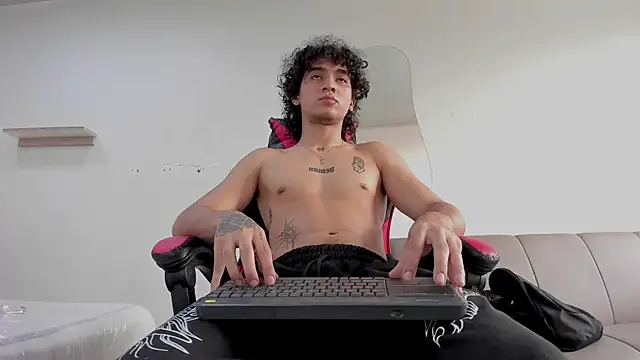 JackesTaylor's cam snapshot