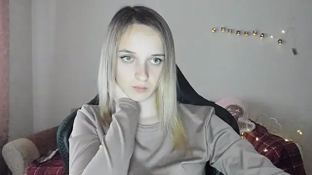 RouseReed's cam snapshot