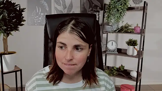 MartaEdams's cam snapshot