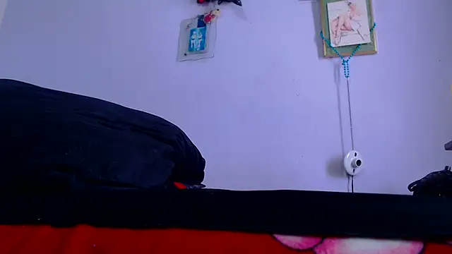 Zafiro_subversiva live sex cam