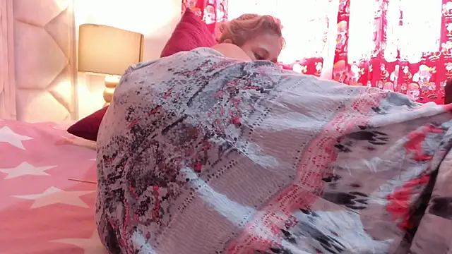 Jade_squirtt's cam snapshot