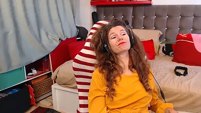 kellyterapy's cam snapshot