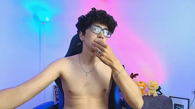 TylerWhite_ live sex cam