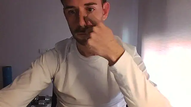 vargas90's cam snapshot