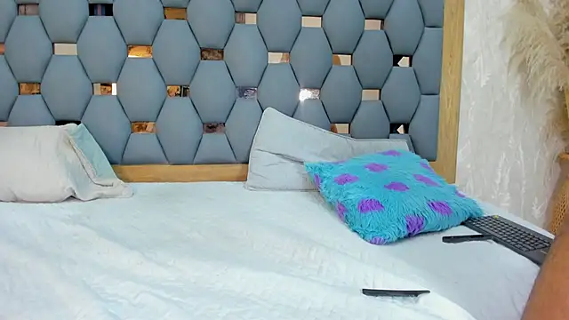 yayi_derek's cam snapshot