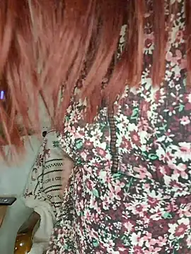 BlueHOT-MILf's cam snapshot