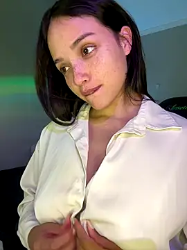 MisFrekcles_'s cam snapshot