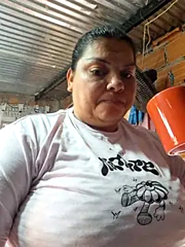 chubby_sexy_big_tits's cam snapshot