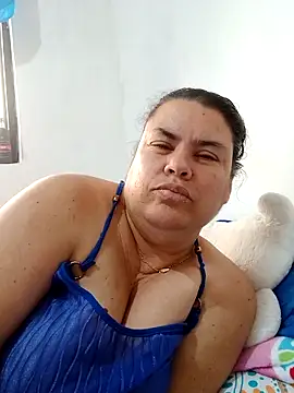 yaneth_'s cam snapshot