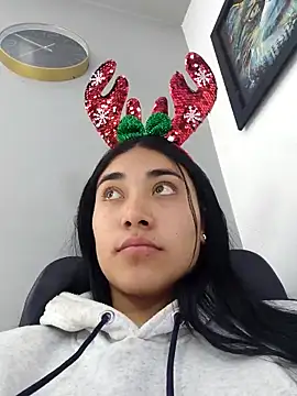 AmberGold-'s cam snapshot