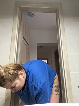 AllysonK's cam snapshot