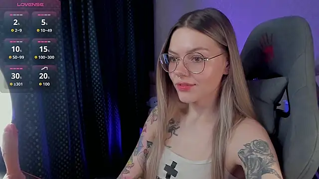 Marta_May_'s cam snapshot