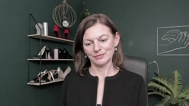 VivianWILD's cam snapshot