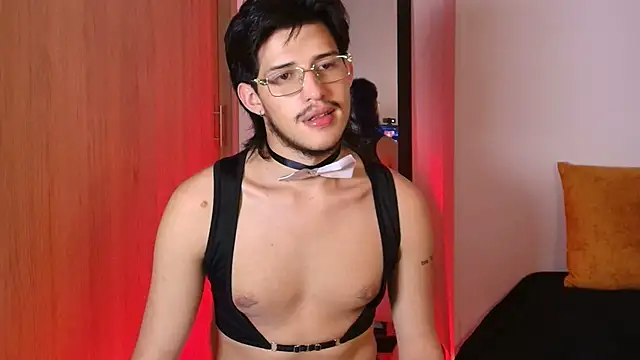 NathanFerrara live sex cam