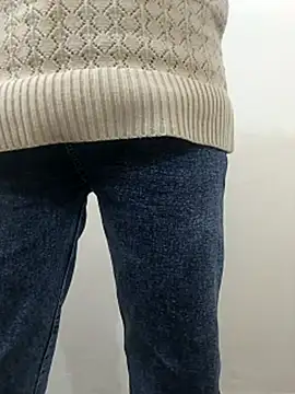 Alia-00's cam snapshot