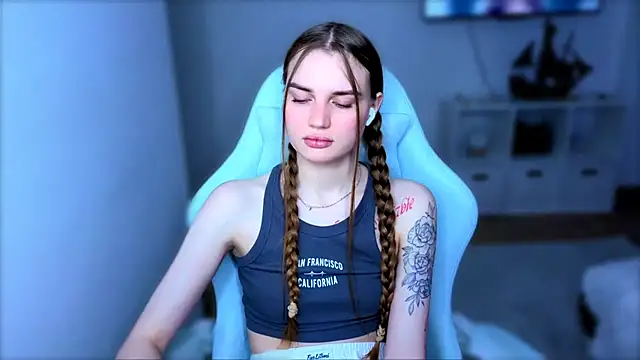 StellaLawless live sex cam