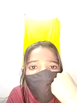 Cute-Naavya's cam snapshot