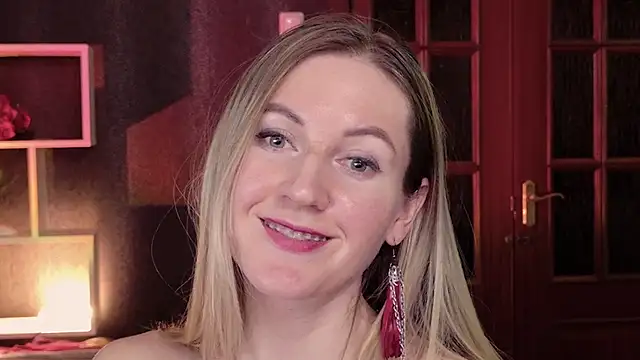 Hello_Lisha's cam snapshot