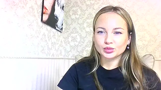 jennifer838's cam snapshot