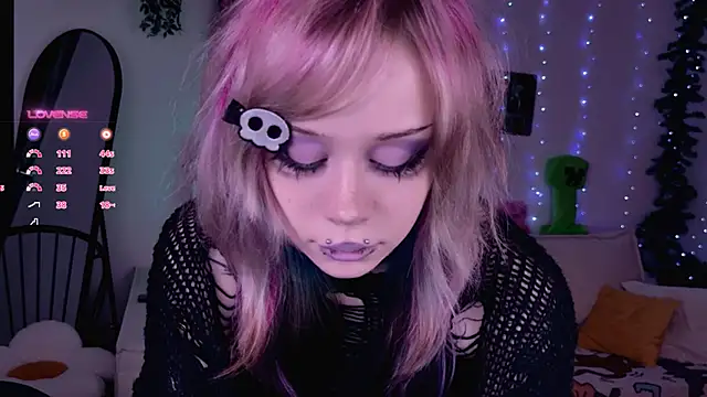 Lollyshy's cam snapshot