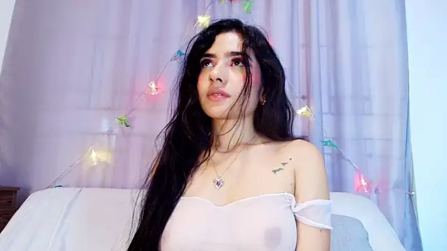 adara_johnson__'s cam snapshot