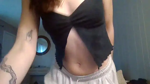 Miss_honey94's cam snapshot