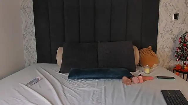 jennvalk's cam snapshot