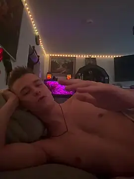 Toyjungee live sex cam