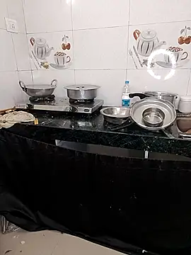 kaamuk_shweta live sex cam