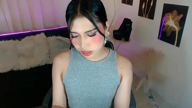 FuckingDolls69's cam snapshot