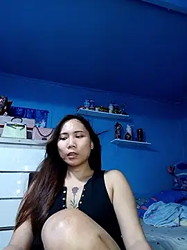HugeCockMixceyTS7 live sex cam