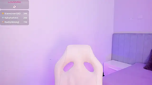 amira_cute2 live sex cam