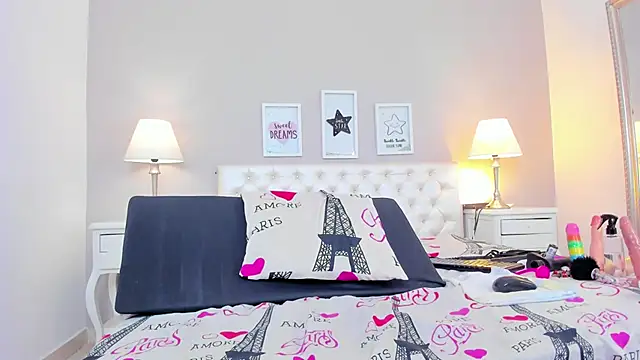 megan_loviitz's cam snapshot