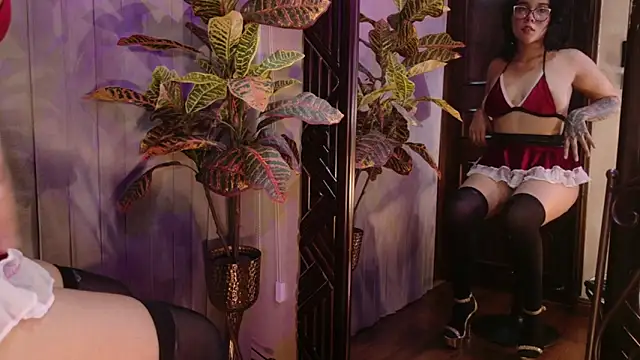 Roxy_ink's cam snapshot