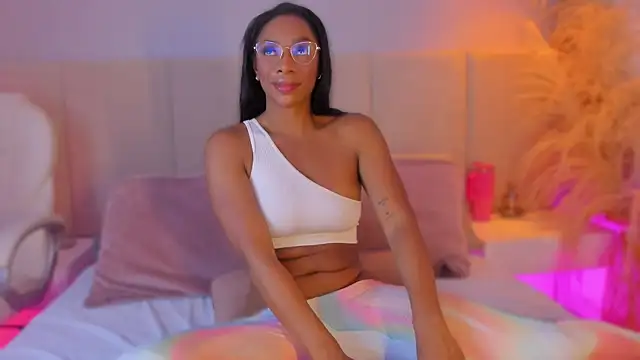 aprilebony_'s cam snapshot