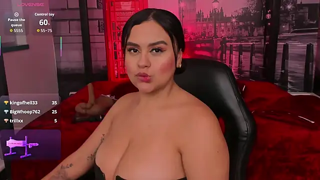 katia_bigboobs1's cam snapshot