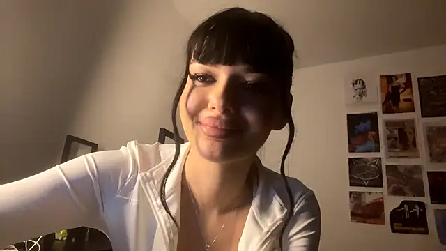 CrystleBrogan's cam snapshot