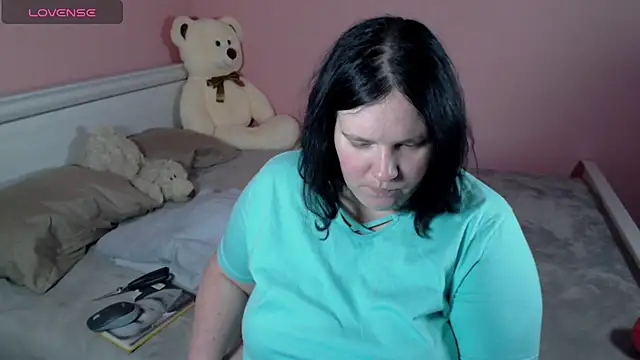 _alexandra_ray_'s cam snapshot