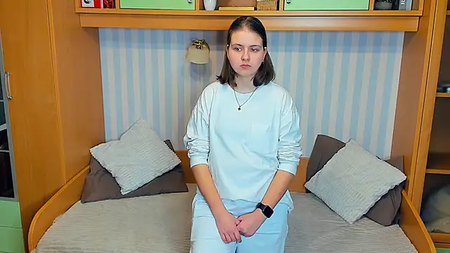 NovellaArjune live sex cam