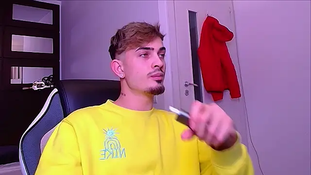 BrandonTate's cam snapshot