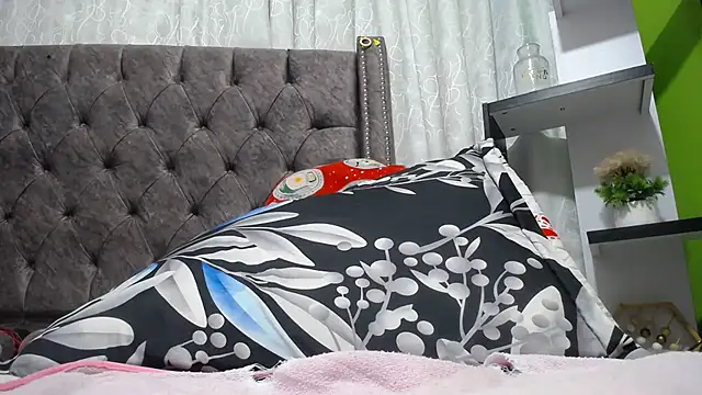 ANA-BULLOCK- live sex cam