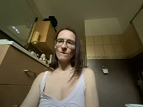 ___horny_mountain_girl_ live sex cam