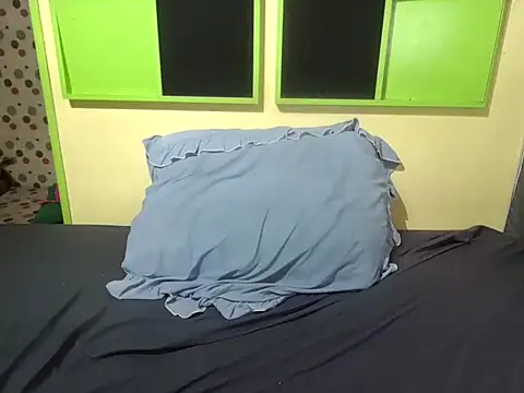 Bustylicious38DD's cam snapshot