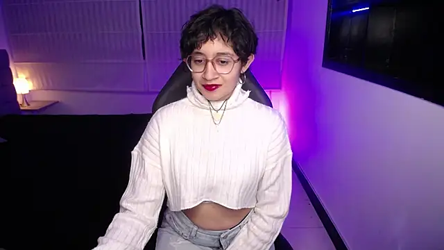 Lili_Gomez_'s cam snapshot