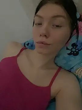 Lisaaa_Alisa live sex cam