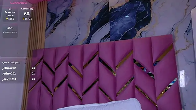 hotiergirl's cam snapshot