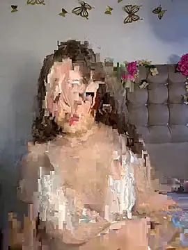 Jullieetta's cam snapshot