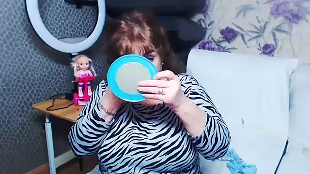 cutewoman67's cam snapshot